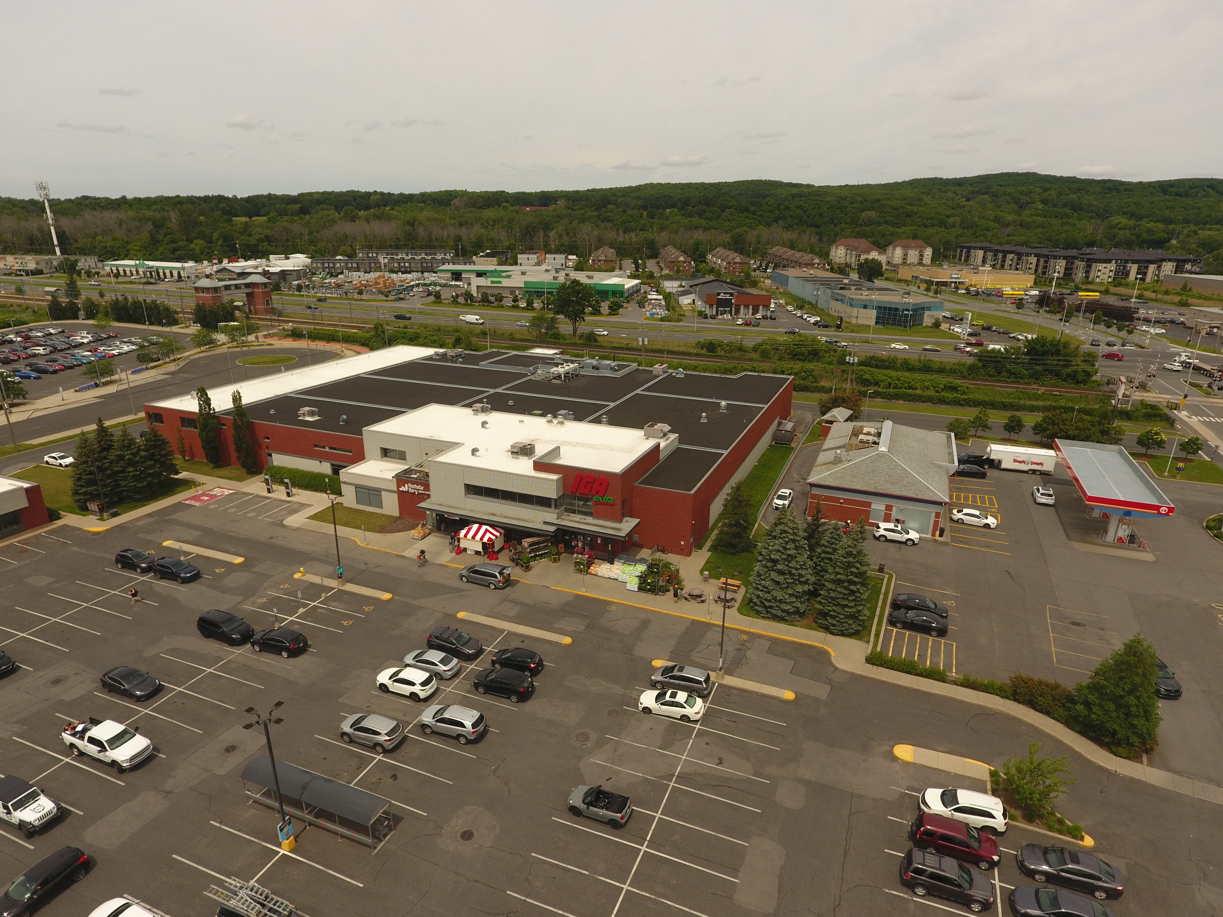 Aerial view of an IGA supermarket